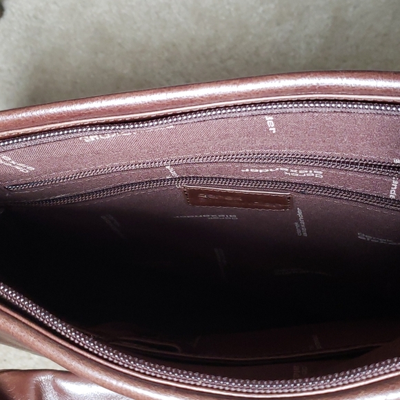 Handbag - Picture 4 of 5